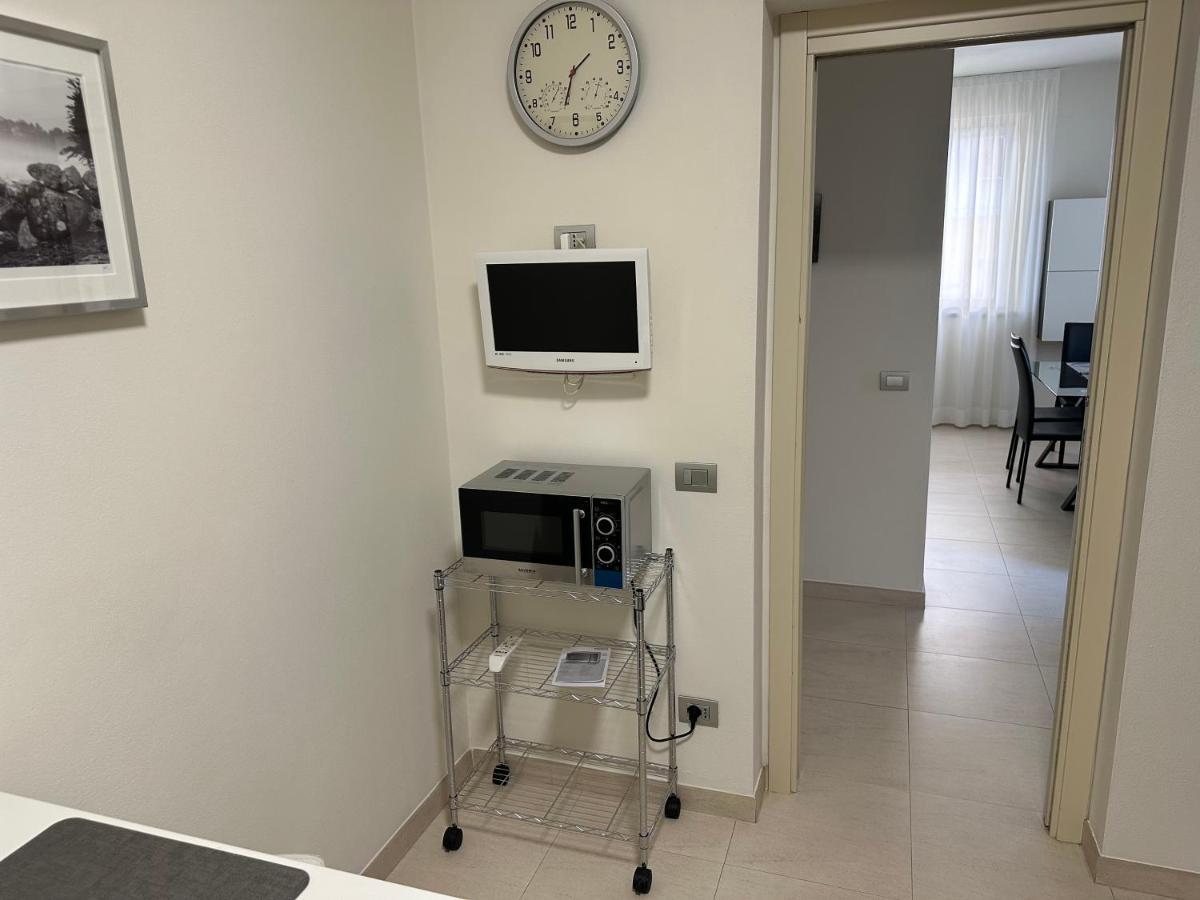 Casavale Elegante Residenza 108 Mq Max 7 Persone Apartment Piacenza Bagian luar foto