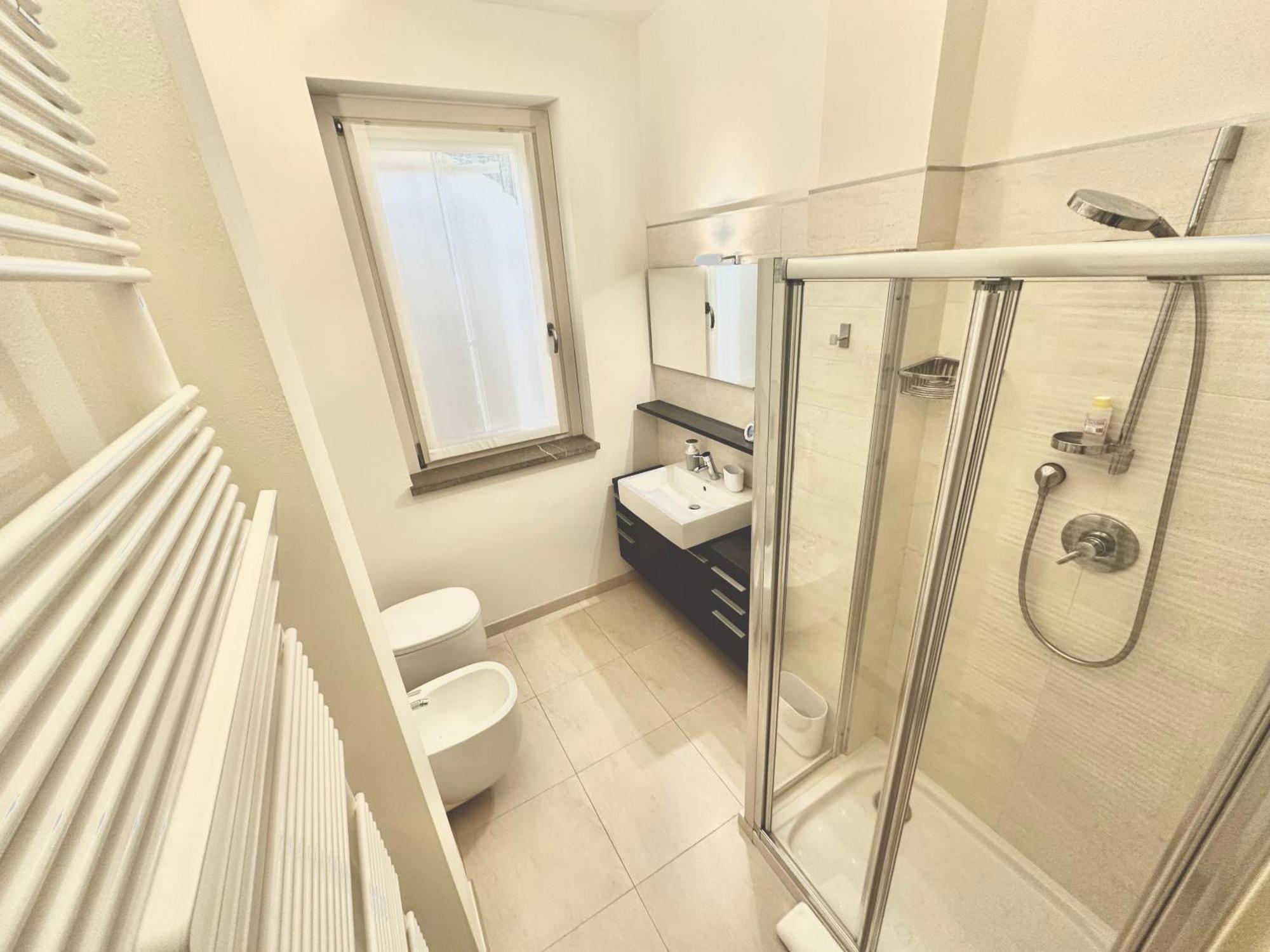 Casavale Elegante Residenza 108 Mq Max 7 Persone Apartment Piacenza Bagian luar foto
